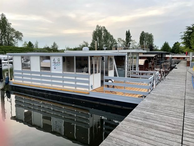 Hausboot-kaufen-Hausboot-mieten-Blog-2-1024x768