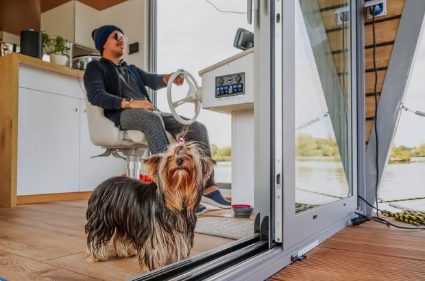 Hausboot mieten Hamburg mit Hund 