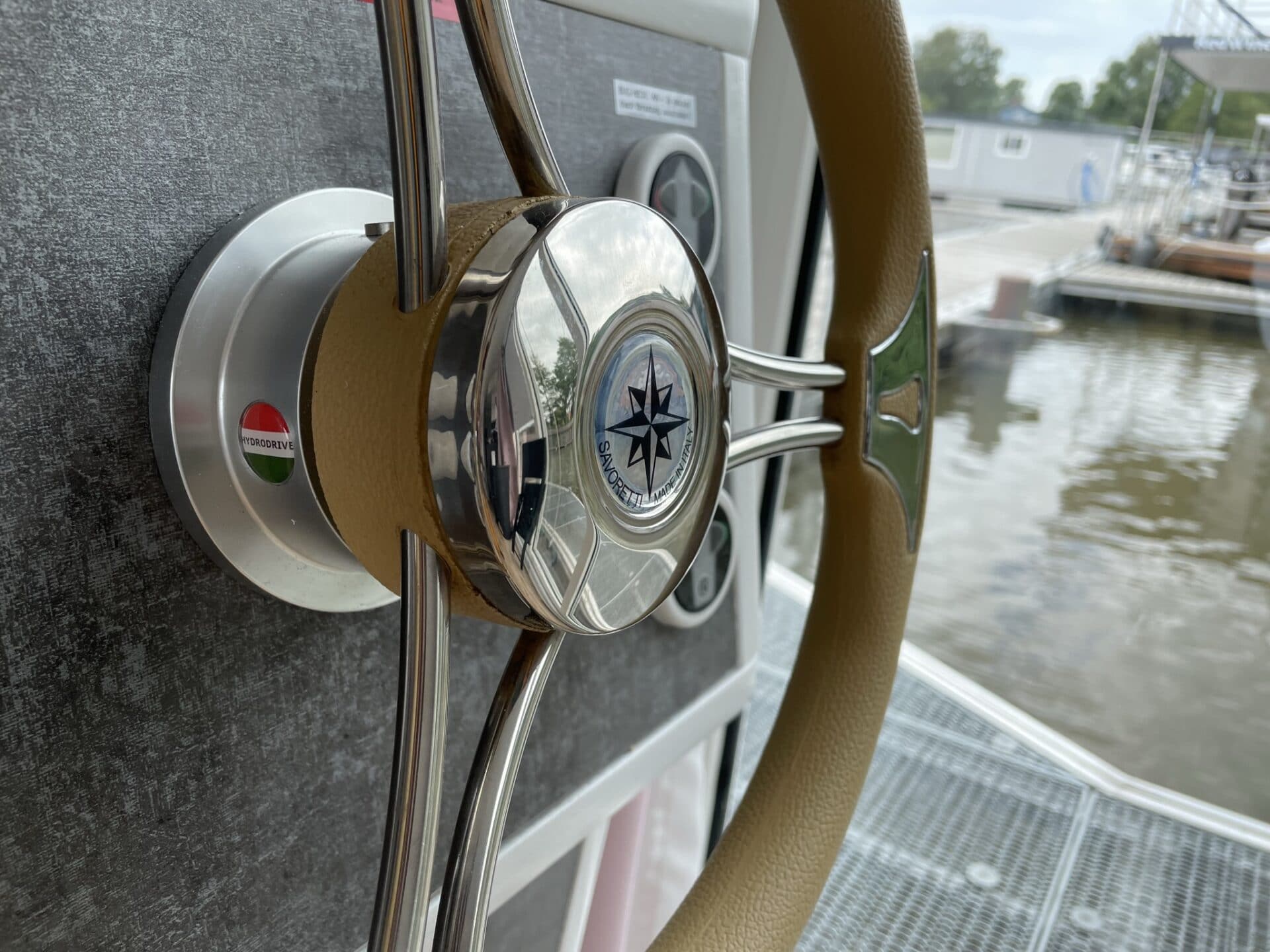 Hausboot mieten ohne Führerschein