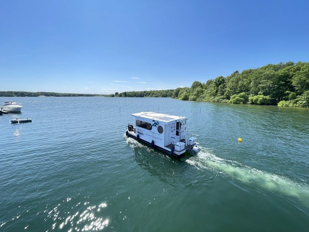 Hausboot mieten - Wohnboot mieten